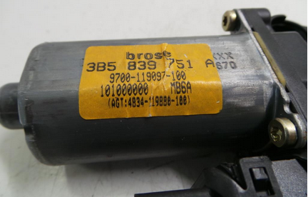 VW Passat 3B Fensterhebermotor Motor Fensterheber hinten links Limo BROSE